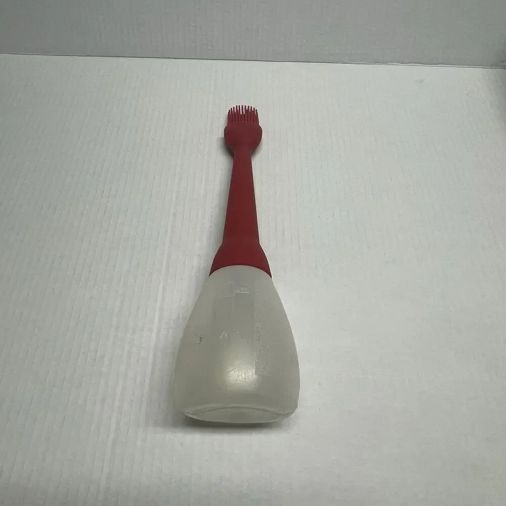 The Pampered Chef Basting Bottle Brush BBQ Barbecue Roaster Grill #2704